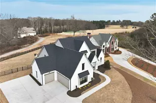 644 E Lake Dr, Gainesville, GA 30506 - Photo 4