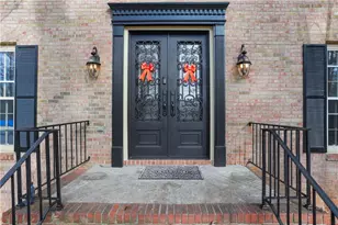 1514 Howell Highlands Dr, Tucker, GA 30087 - Photo 2