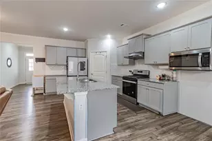 4775 Burningbush Way, Cumming, GA 30040 - Photo 8