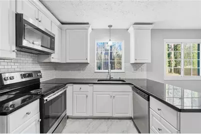 4828 Oak Path, Stone Mountain, GA 30088 - Photo 10