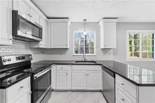 4828 Oak Path, Stone Mountain, GA 30088 - Photo 10