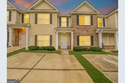 2837 Laurel Ridge Circle, East Point, GA 30344 - Photo 2