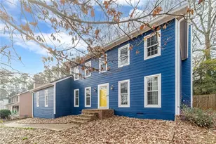 948 Hampton Trail NW, Lilburn, GA 30047 - Photo 2