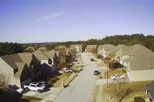 516 Georgia Cir, Loganville, GA 30052 - Photo 4