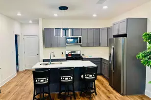 445 Griffin St, Atlanta, GA 30318 - Photo 4