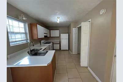 155 Bentley Parkway, Woodstock, GA 30188 - Photo 4