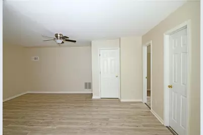 3616 Bristol Overlook, Rex, GA 30273 - Photo 8