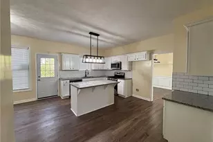 3819 Wheaton Ct, Snellville, GA 30039 - Photo 14