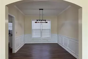 3819 Wheaton Ct, Snellville, GA 30039 - Photo 2