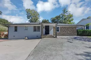 1410 N Druid Hills Road N, Brookhaven, GA 30319 - Photo 2