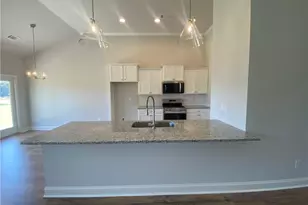 372 Glenside Dr, Jefferson, GA 30549 - Photo 12