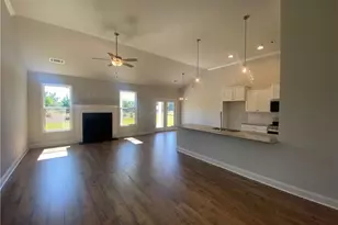 372 Glenside Dr, Jefferson, GA 30549 - Photo 8