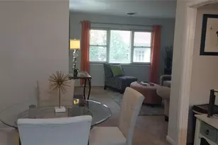 3668 Kingsboro Rd NE, Atlanta, GA 30319 - Photo 6