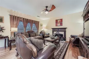 932 Huntsman Trce, Lawrenceville, GA 30045 - Photo 4