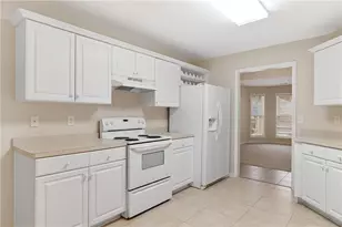 2633 Newtons Crest Cir, Snellville, GA 30078 - Photo 10