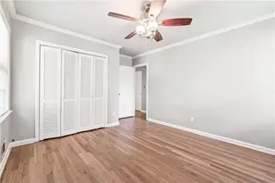 2073 E Roxboro Rd NE, Brookhaven, GA 30324 - Photo 8