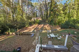 2073 E Roxboro Rd NE, Brookhaven, GA 30324 - Photo 14