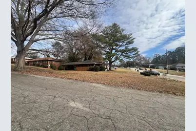 2090 Cherry Lane, Decatur, GA 30032 - Photo 10