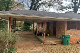 2090 Cherry Ln, Decatur, GA 30032 - Photo 2