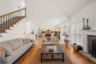507 Old Field Cove, Woodstock, GA 30189 - Photo 4