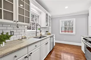 4105 Peachtree Dunwwoody Road NE, Atlanta, GA 30342 - Photo 10