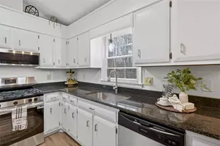 2444 Windridge Dr NE, Conyers, GA 30013 - Photo 18