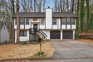 2444 Windridge Dr NE, Conyers, GA 30013 - Photo 2