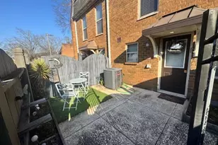 105 N River Dr, Atlanta, GA 30350 - Photo 2