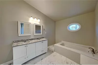 2453 Lorrie Drive, Marietta, GA 30066 - Photo 14