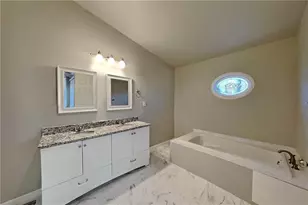 2453 Lorrie Dr, Marietta, GA 30066 - Photo 14