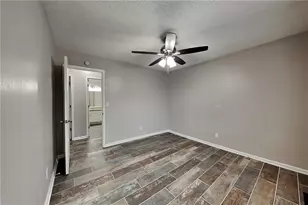 304 Winchester Way, Woodstock, GA 30188 - Photo 12