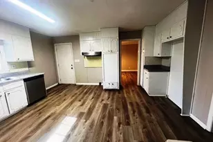 2944 Cherry Blossom Ln, Atlanta, GA 30344 - Photo 8