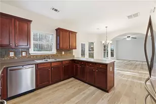 107 Hidden Lake Cir, Canton, GA 30114 - Photo 8