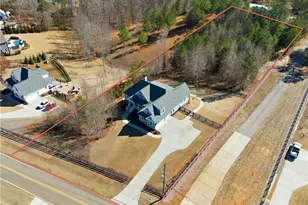 1070 Mt Carmel Church Ln, Canton, GA 30114 - Photo 2