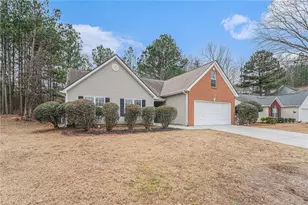 415 Cedarhurst Rd, Lawrenceville, GA 30045 - Photo 2