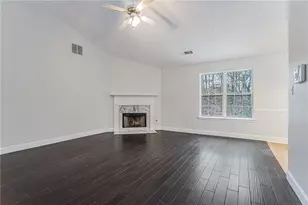 415 Cedarhurst Rd, Lawrenceville, GA 30045 - Photo 4