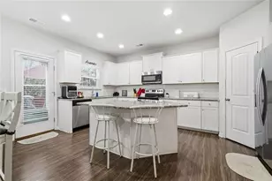 151 Prominence Ct, Canton, GA 30114 - Photo 4