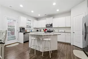 151 Prominence Ct, Canton, GA 30114 - Photo 4