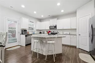 151 Prominence Ct, Canton, GA 30114 - Photo 4