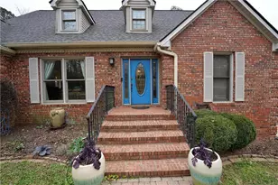 2150 Wenlok Trail NE, Marietta, GA 30066 - Photo 2