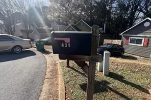 439 Orchard Dr, Stone Mountain, GA 30083 - Photo 2