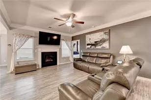 712 Owens Cir, Canton, GA 30115 - Photo 12