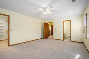 921 Cedar Trce SW, Lilburn, GA 30047 - Photo 18