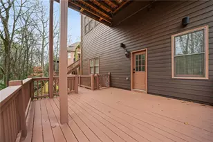 225 Lake Summit View, Atlanta, GA 30342 - Photo 42