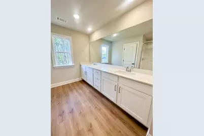 2402 Malster Lane, Lawrenceville, GA 30043 - Photo 16