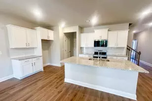 2402 Malster Ln, Lawrenceville, GA 30043 - Photo 6