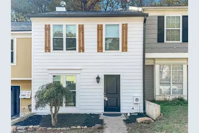 3575 Kennesaw Station Drive NW, Kennesaw, GA 30144 - Photo 2