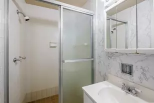 757 Old Ivy Rd NE, Atlanta, GA 30342 - Photo 16