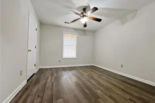 11250 Ridge Hill Dr, Alpharetta, GA 30022 - Photo 20