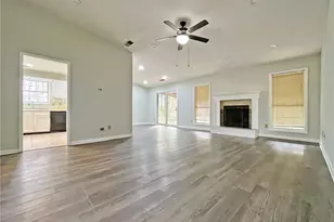 11250 Ridge Hill Dr, Alpharetta, GA 30022 - Photo 4